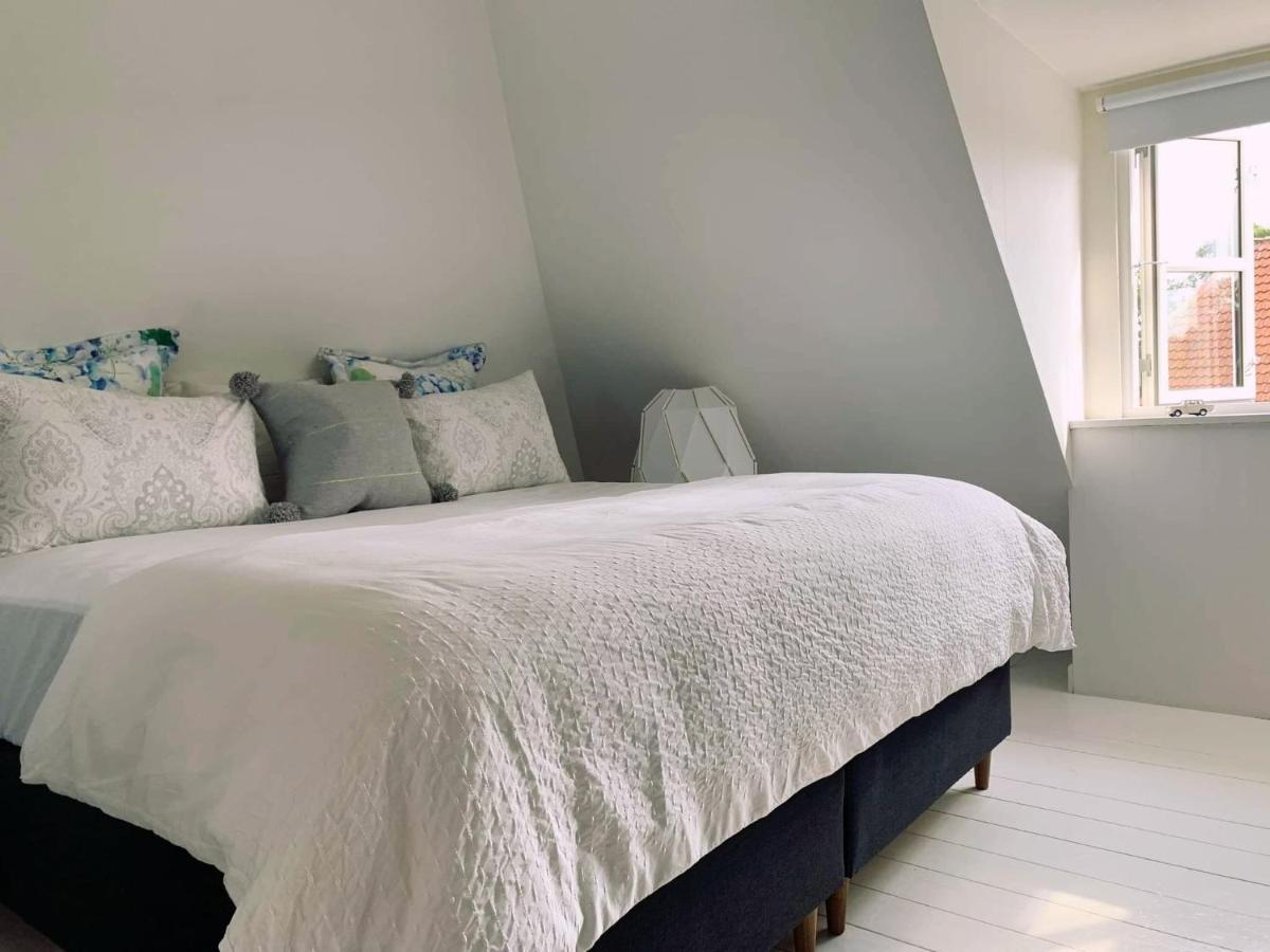 Room In A Danish Cottage With Garden View, 10 Min To Cph Gentofte Dış mekan fotoğraf